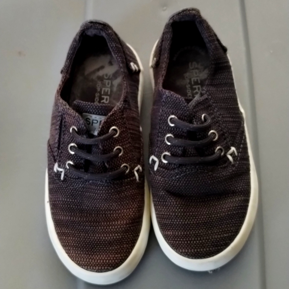 Sperry, toddler boys size 9 slip-on sneakers